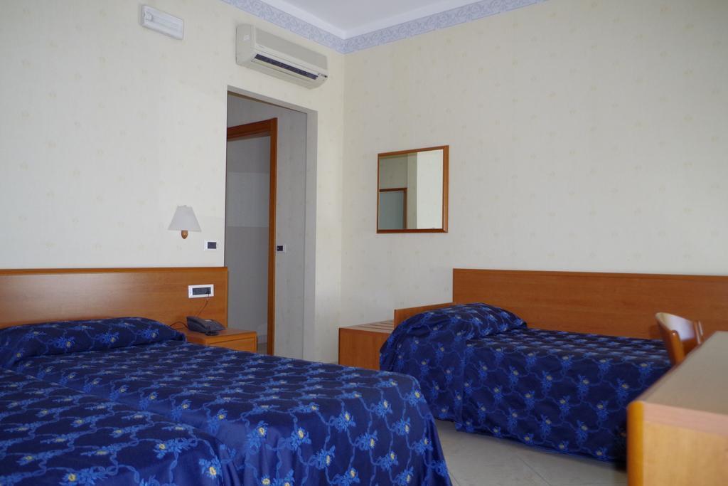 Hotel Kroma Ragusa Bilik gambar
