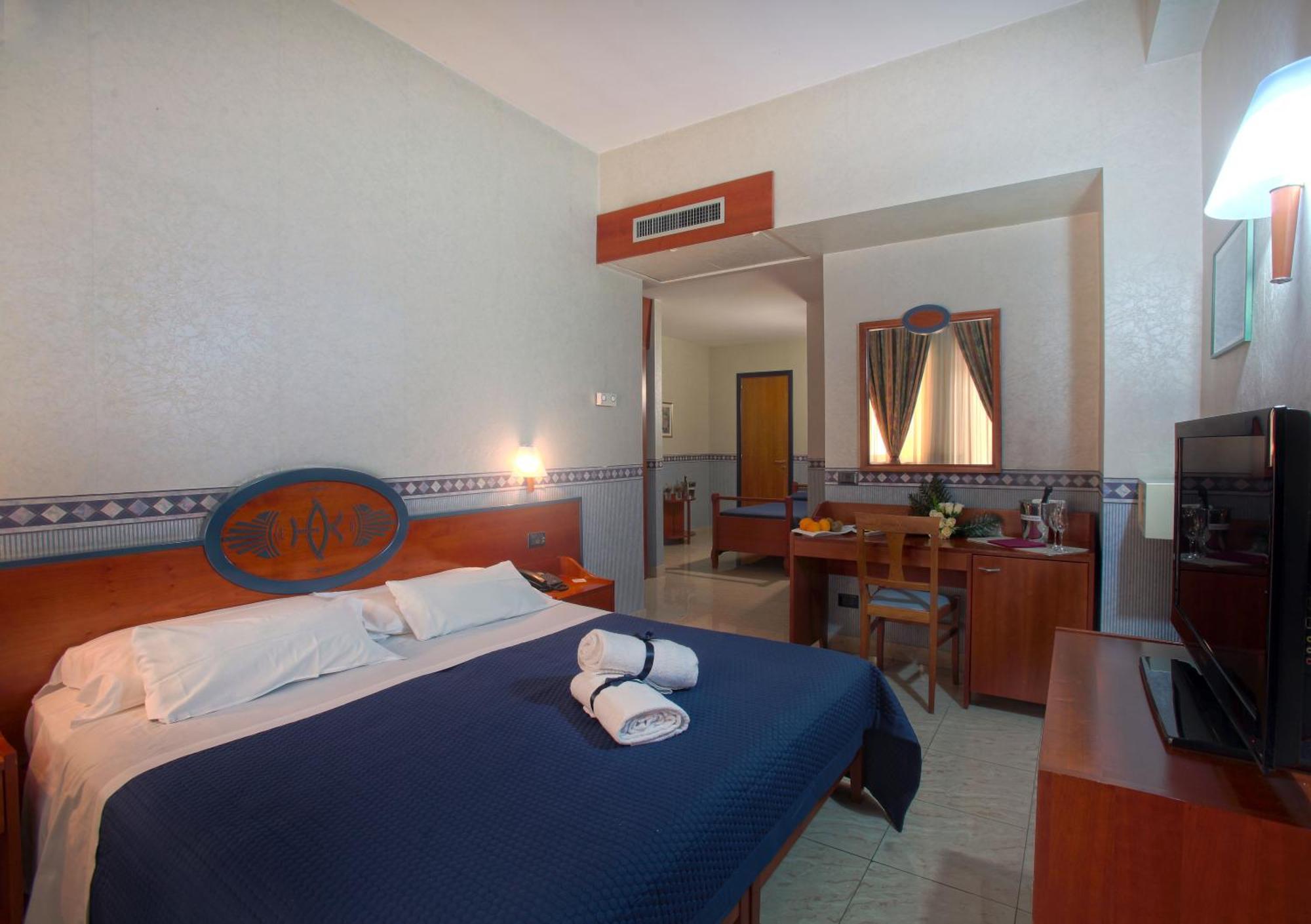 Hotel Kroma Ragusa Bilik gambar