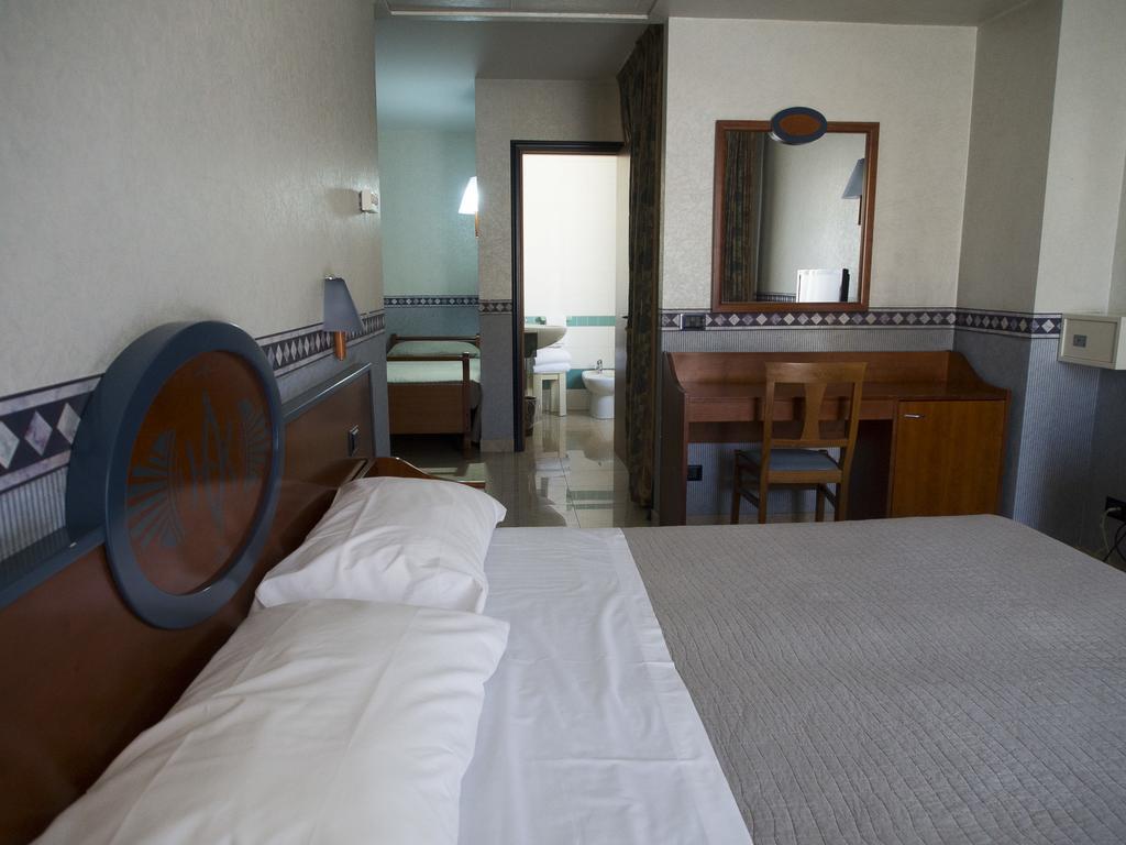 Hotel Kroma Ragusa Luaran gambar