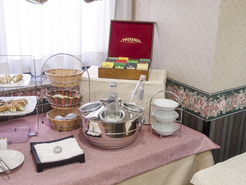 Hotel Kroma Ragusa Luaran gambar